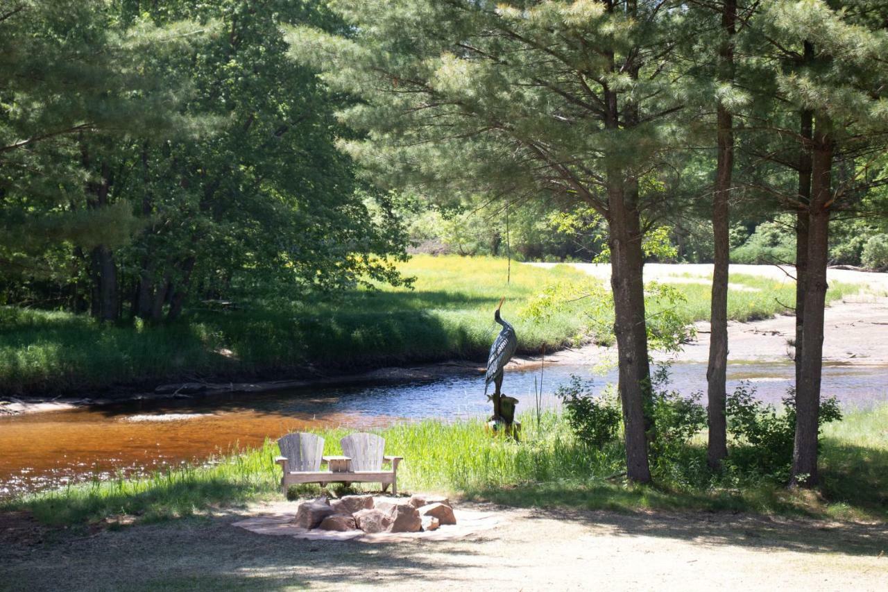 ואוסאו Inn At The River מראה חיצוני תמונה